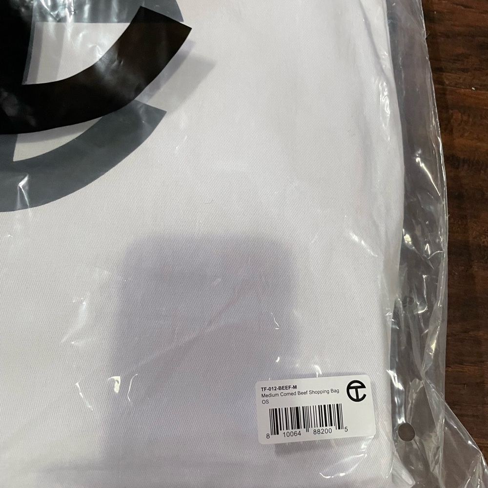 Medium Corned Beef Telfar Bag - Picture 7 of 7